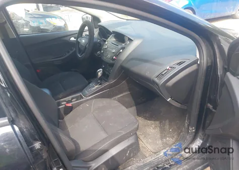 2016 Ford Focus Se z USA, uszkodzony, nr VIN 1FADP3F20GL400887